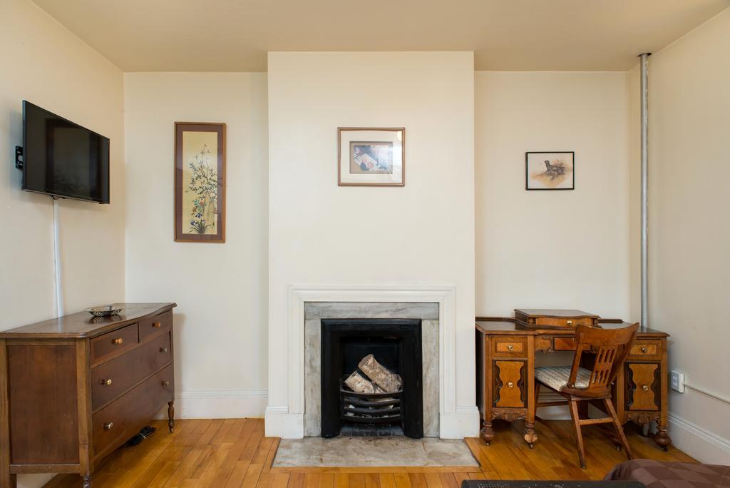 The Farrington Inn Boston Bagian luar foto