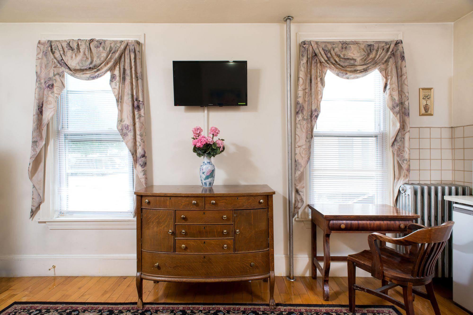 The Farrington Inn Boston Bagian luar foto